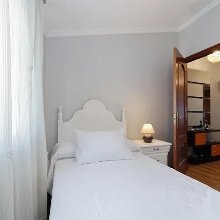 Relajante Y Acogedor En By Apartmán Vigo