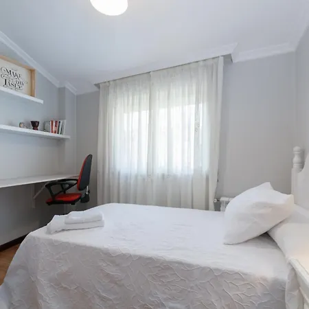 Relajante Y Acogedor En By Apartmán Vigo