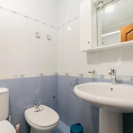 Relajante Y Acogedor En By Apartmán